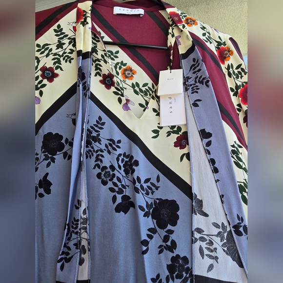 New Sandro dress of 100% silk - Picture 2 of 12